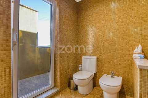 Villa em Oliveira do Douro, Porto, Oliveira do Douro - € 950.000 | Ref: ZMPT590237 - foto 32