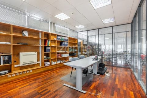 Erhvervsejendom i Maia, Porto, Maia - € 980.000 | Ref: ZMPT588721 - foto 9