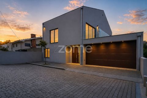 Villa i Espinho, Aveiro, Espinho - € 800.000 | Ref: ZMPT590549 - foto 5