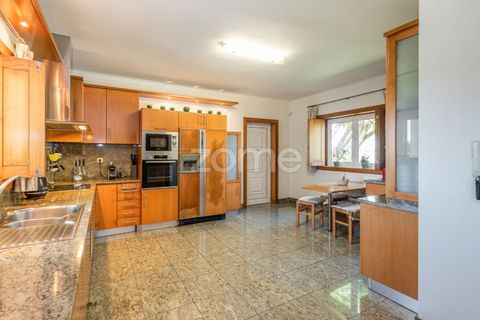 Villa i Maia, Porto, Maia - € 990.000 | Ref: ZMPT584426 - foto 43