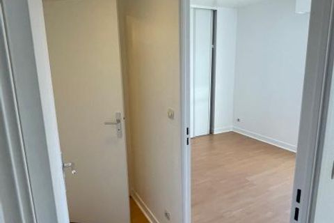 Apartament a Lamorlaye, Oise, Lamorlaye - € 739/mes | Ref: 260708-155539 - foto 4