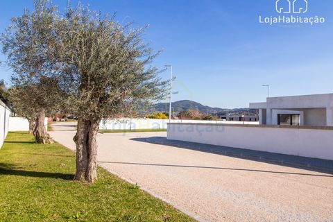 Villa en Amares, Braga, Amares - € 449.900 | Ref: 142,7 - photo 1