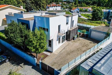 Villa i Grijo, Porto, Grijo - € 599.900 | Ref: CAS_45 - foto 45