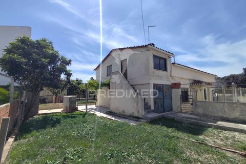Byhus i Almada, Setubal, Almada - € 400.000 | Ref: 061832 - foto 1