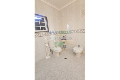 Villa a Amadora, Lisbon, Amadora - € 2.200/mes | Ref: MORADIA MOINHOS DA FUNCHEIRA - foto 6