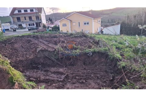 Helårsgrund i Alenquer, Lisbon, Alenquer - € 63.000 | Ref: MTL3266 - foto 1
