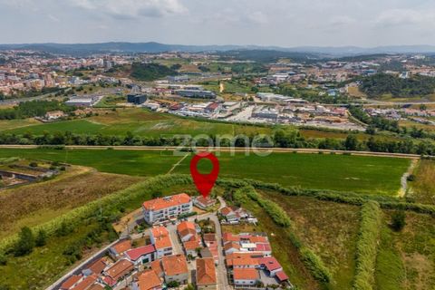Villa i Leiria, Leiria, Leiria - € 330.000 | Ref: ZMPT590458 - foto 48