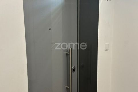 Apartament a Loures, Lisbon, Loures - € 2.250/mes | Ref: ZMPT588298 - foto 3