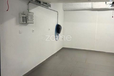 Apartament a Loures, Lisbon, Loures - € 2.250/mes | Ref: ZMPT588298 - foto 26