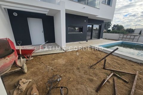 Villa i Almada, Setubal, Almada - € 750.000 | Ref: 86.25 - foto 17