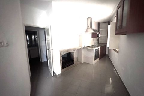Villa i Escalos de Cima e Lousa, Castelo Branco, Escalos de Cima e Lousa - € 79.500 | Ref: UNU.I.1940.12555 - foto 4