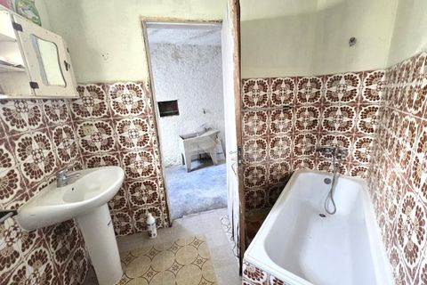Villa i Escalos de Cima e Lousa, Castelo Branco, Escalos de Cima e Lousa - € 64.500 | Ref: UNU.I.1980.12555 - foto 9