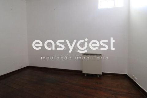 Villa a Abrunheira, Lisbon, Abrunheira - € 175.000 | Ref: RR73691 - foto 16