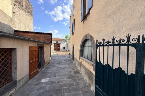 Villa en Aubière, Puy-de-Dome, Aubière - € 530.000 | Ref: 830032360296 - photo 2