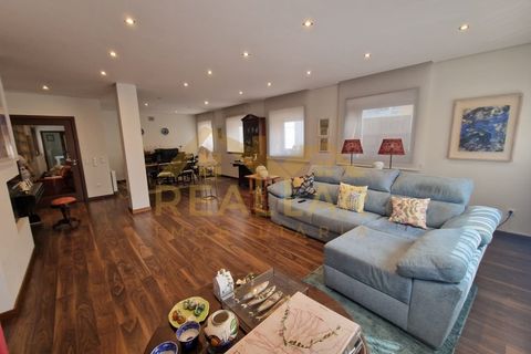 Lejlighed i Maia, Porto, Maia - € 450.000 | Ref: RL-530-515 - foto 2