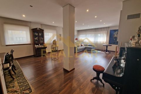 Lejlighed i Maia, Porto, Maia - € 450.000 | Ref: RL-530-515 - foto 9
