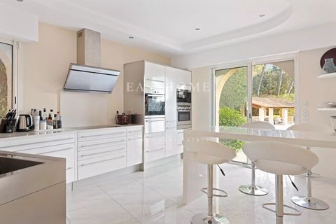 Villa i Mouans-Sartoux, Alpes-Maritimes, Mouans-Sartoux - € 3.790.000 | Ref: 6318568 - foto 8