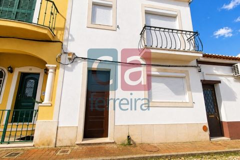 Villa i Almeirim, Santarem, Almeirim - € 325.000 | Ref: MOR4455 - foto 1