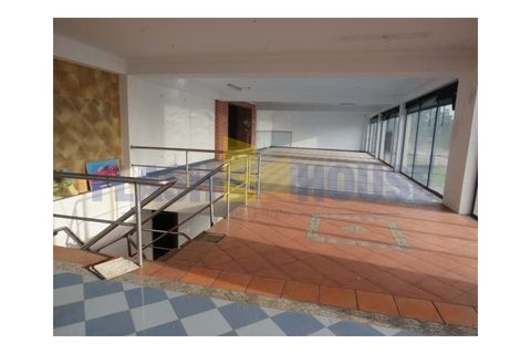 Erhvervsejendom i Quinta do Anjo, Setubal, Quinta do Anjo - € 877.500 | Ref: MPNA6009 - foto 1