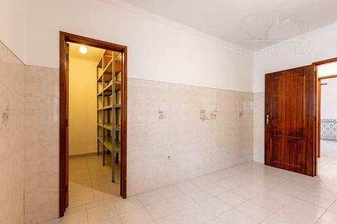 Haus in Evora, Evora, Evora - € 1.200/Monat | Ref: 2412 - Foto 4
