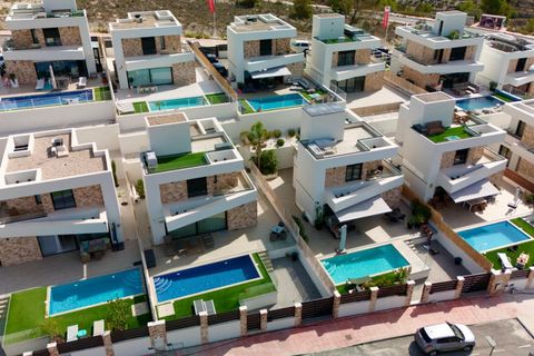 Villa a Finestrat, Alicante, Finestrat - € 3.500/mes | Ref: ALQF0073/6084 - foto 4