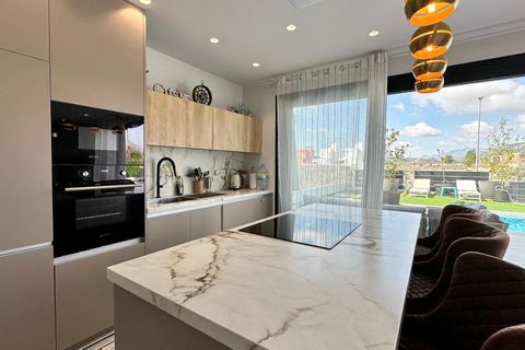 Villa a Finestrat, Alicante, Finestrat - € 3.500/mes | Ref: ALQF0073/6084 - foto 21