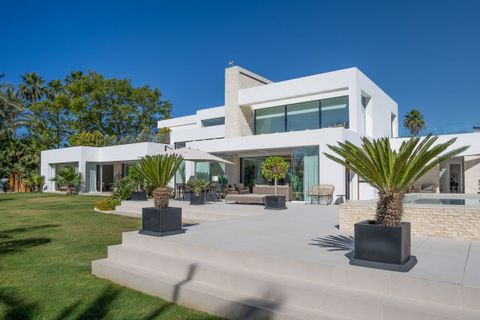 Villa i El Paraiso, Malaga, El Paraiso - € 15.000.000 | Ref: R5438548 - foto 2
