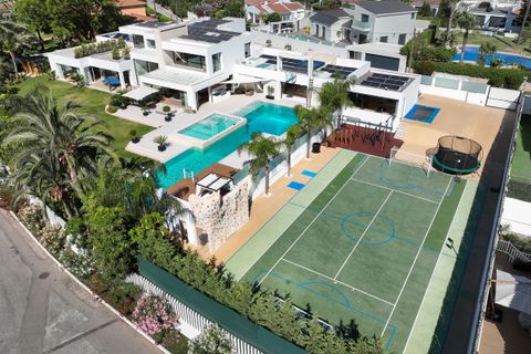 Villa i El Paraiso, Malaga, El Paraiso - € 15.000.000 | Ref: R5438548 - foto 3