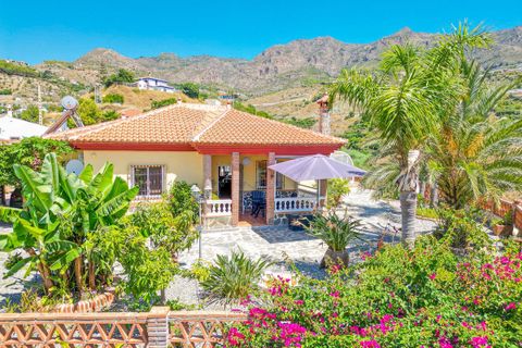 Villa i Salobrena, Granada, Salobrena - € 319.990 | Ref: R5435797 - foto 3
