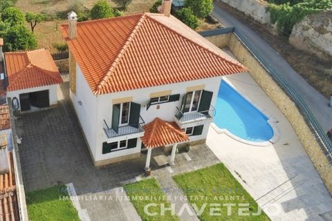Villa in Serra, Santarem, Serra - € 320.000 | Ref: 521/26 - foto 1
