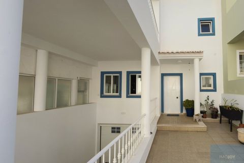 Villa em Alvor, Faro, Alvor - € 499.000 | Ref: MOREQLR001 - foto 1
