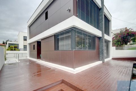 Villa i Oeiras, Lisbon, Oeiras - € 1.250.000 | Ref: MORTMJB001 - foto 2