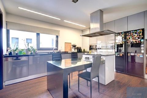 Villa i Oeiras, Lisbon, Oeiras - € 1.250.000 | Ref: MORTMJB001 - foto 11