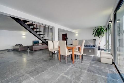 Villa i Oeiras, Lisbon, Oeiras - € 1.250.000 | Ref: MORTMJB001 - foto 28