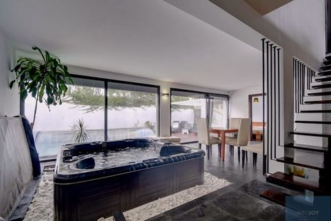 Villa i Oeiras, Lisbon, Oeiras - € 1.250.000 | Ref: MORTMJB001 - foto 29