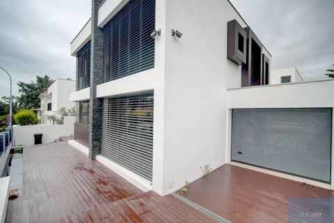 Villa i Oeiras, Lisbon, Oeiras - € 1.250.000 | Ref: MORTMJB001 - foto 33