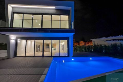 Villa in Carcavelos, Lisbon, Carcavelos - € 2.390.000 | Ref: MORMA184 - foto 48