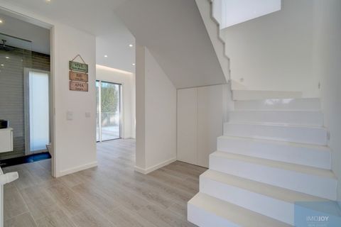 Villa in Alcabideche, Lisbon, Alcabideche - € 995.000 | Ref: MORSGBN009 - foto 19
