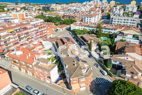Rækkehus i Pineda De Mar, Barcelona, Pineda De Mar - € 545.500 | Ref: C03PM-322/9374 - foto 1
