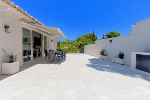 Villa i Moraira, Alicante, Moraira - € 899.000 | Ref: ES-MOR-019575 - foto 8