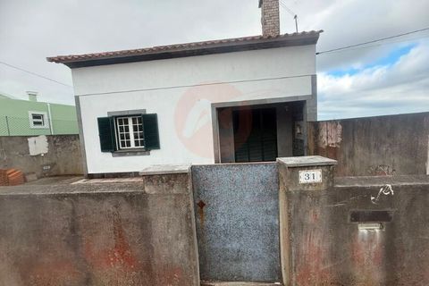 Byhus i Angra do Heroismo, Terceira, Angra do Heroismo - € 385.000 | Ref: M1079 - foto 1