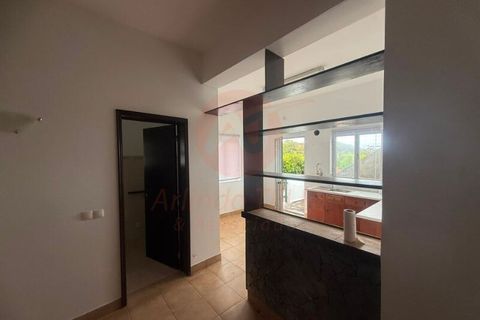 Byhus i Angra do Heroismo, Terceira, Angra do Heroismo - € 385.000 | Ref: M1079 - foto 6