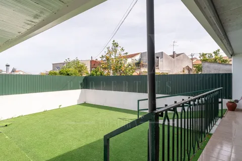 Villa en Coimbra, Coimbra, Coimbra - € 350.000 | Ref: LUX_CB-00916 - photo 13