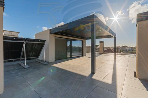 Stadthaus in Alcabideche, Lisbon, Alcabideche - € 1.800.000 | Ref: 12092 - Foto 16