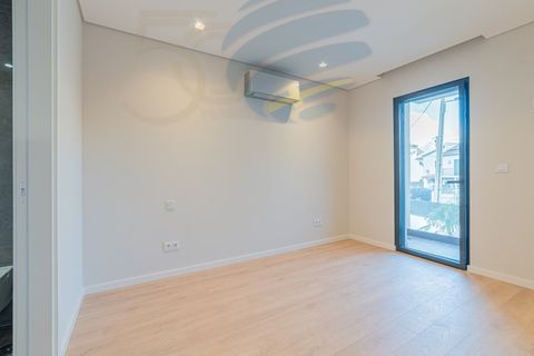 Stadthaus in Alcabideche, Lisbon, Alcabideche - € 1.800.000 | Ref: 12092 - Foto 21