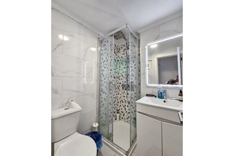 Villa em Lisbon, Lisbon, Lisbon - € 555.000 | Ref: CAS_3691 - foto 28