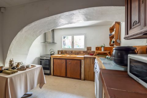 Villa i Collias, Gard, Collias - € 1.050.000 | Ref: HH-16235316 - foto 7