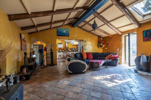 Villa i Collias, Gard, Collias - € 1.050.000 | Ref: HH-16235316 - foto 14