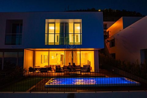 Villa i Funchal, Madeira, Funchal - € 1.500.000 | Ref: 1003_ E - foto 3