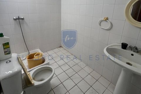 L'establiment comercial a Se, Madeira, Se - € 1.600/mes | Ref: F623 - foto 11